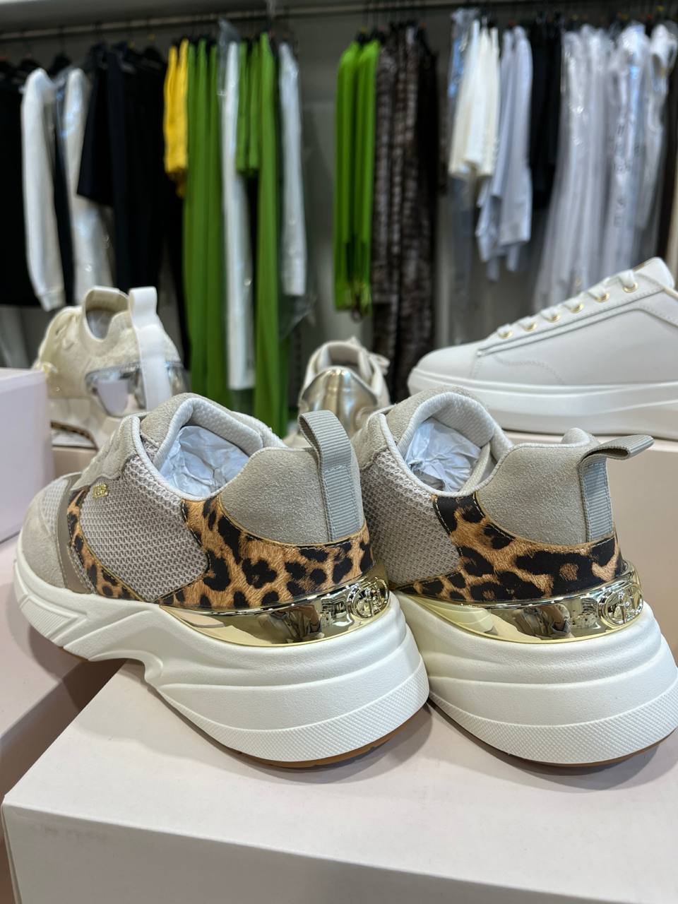 Итальянская одежда, бренд Outlet, арт. 74311806