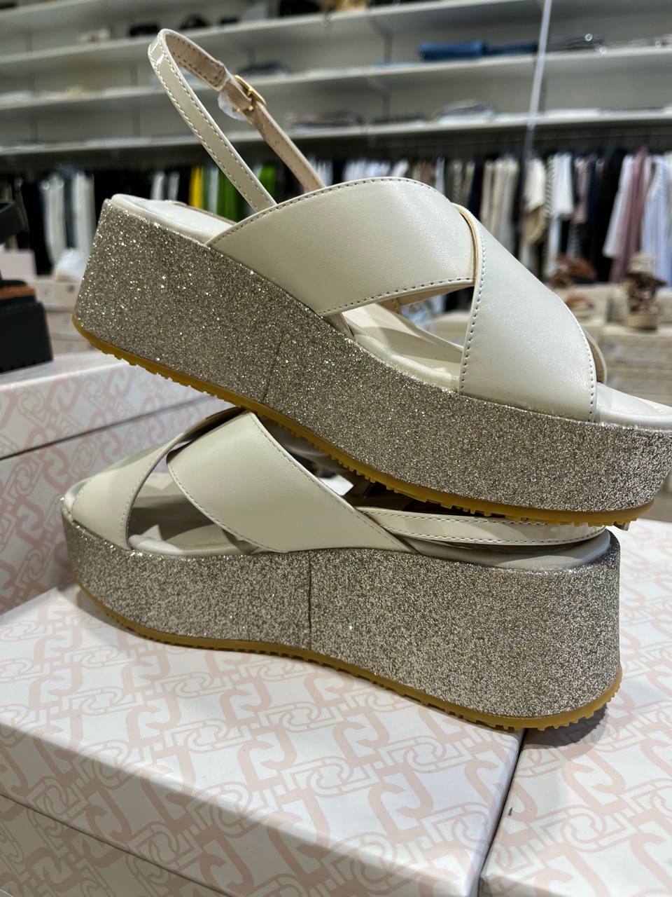 Итальянская одежда, бренд Outlet, арт. 74313076