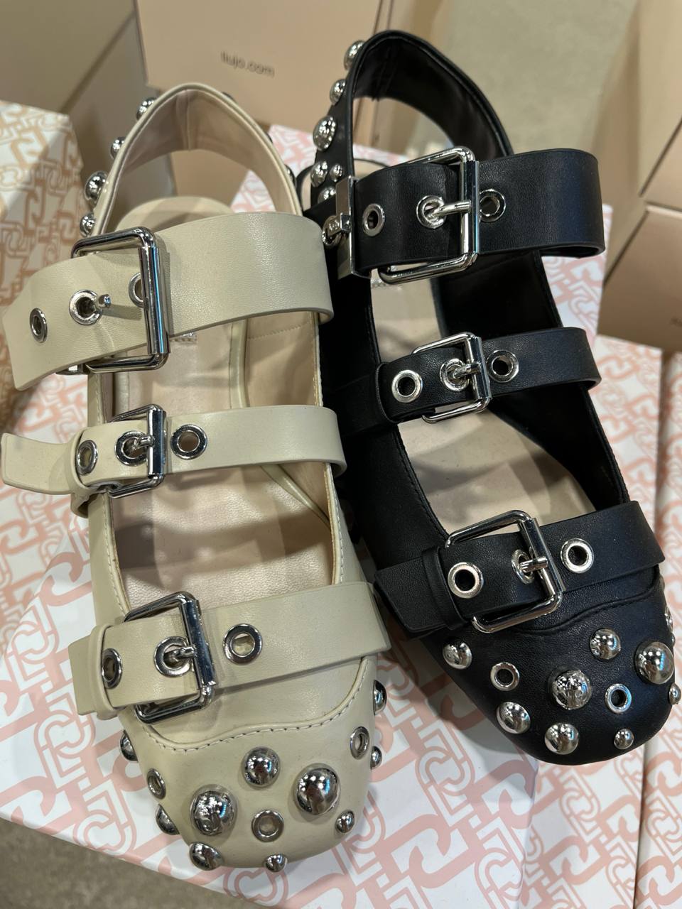 Фото Outlet