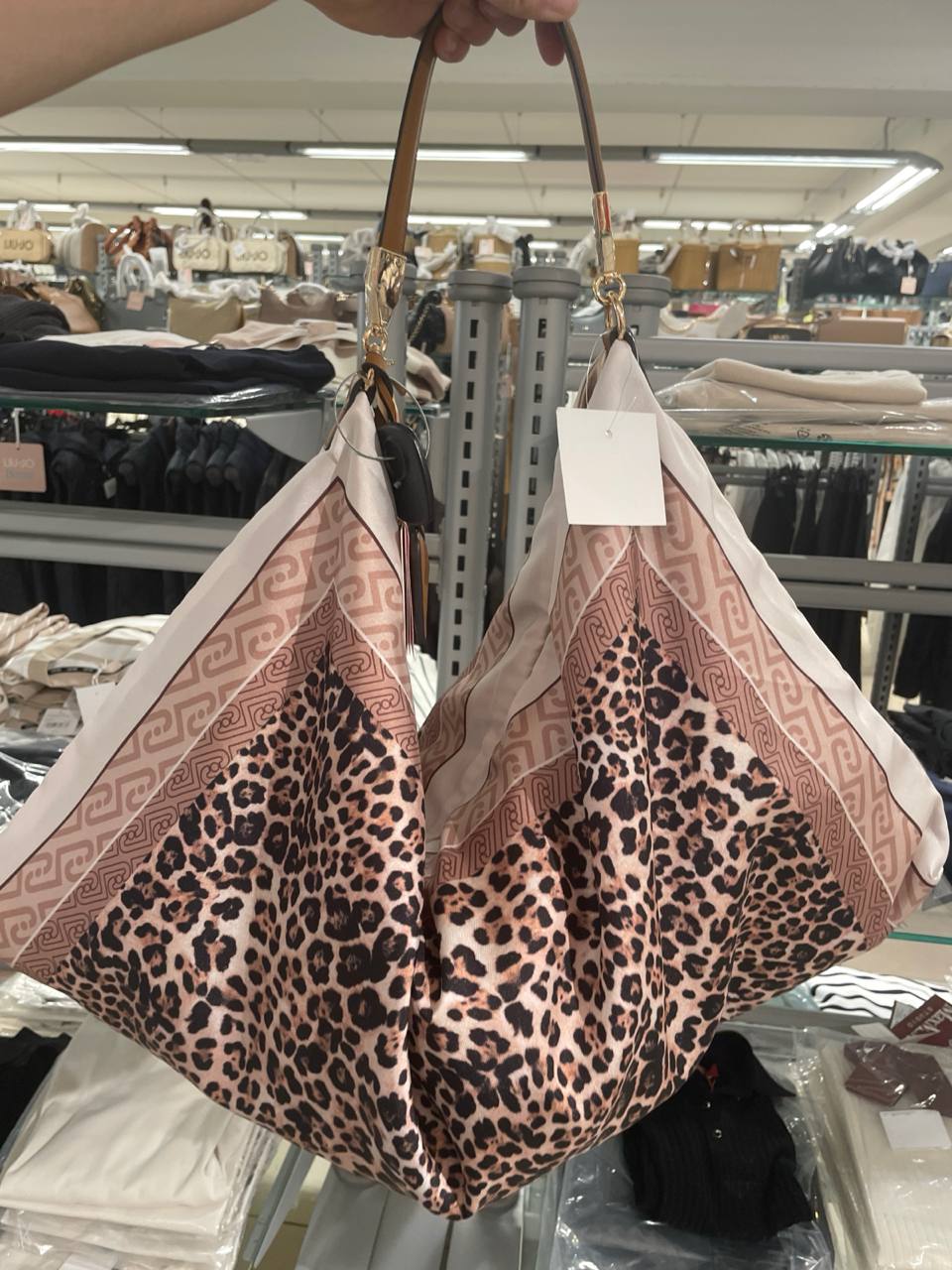 Фото Outlet
