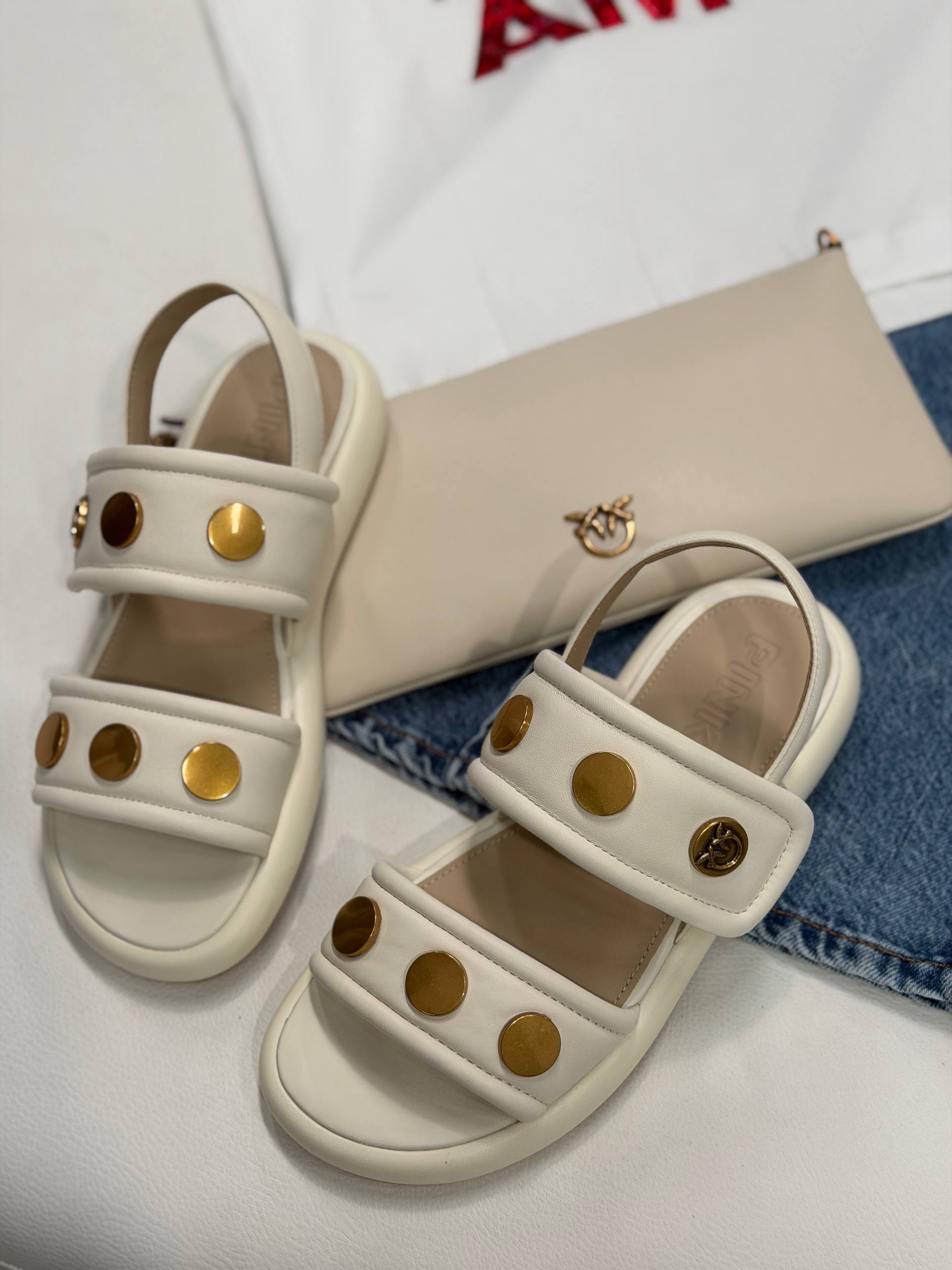Фото Outlet