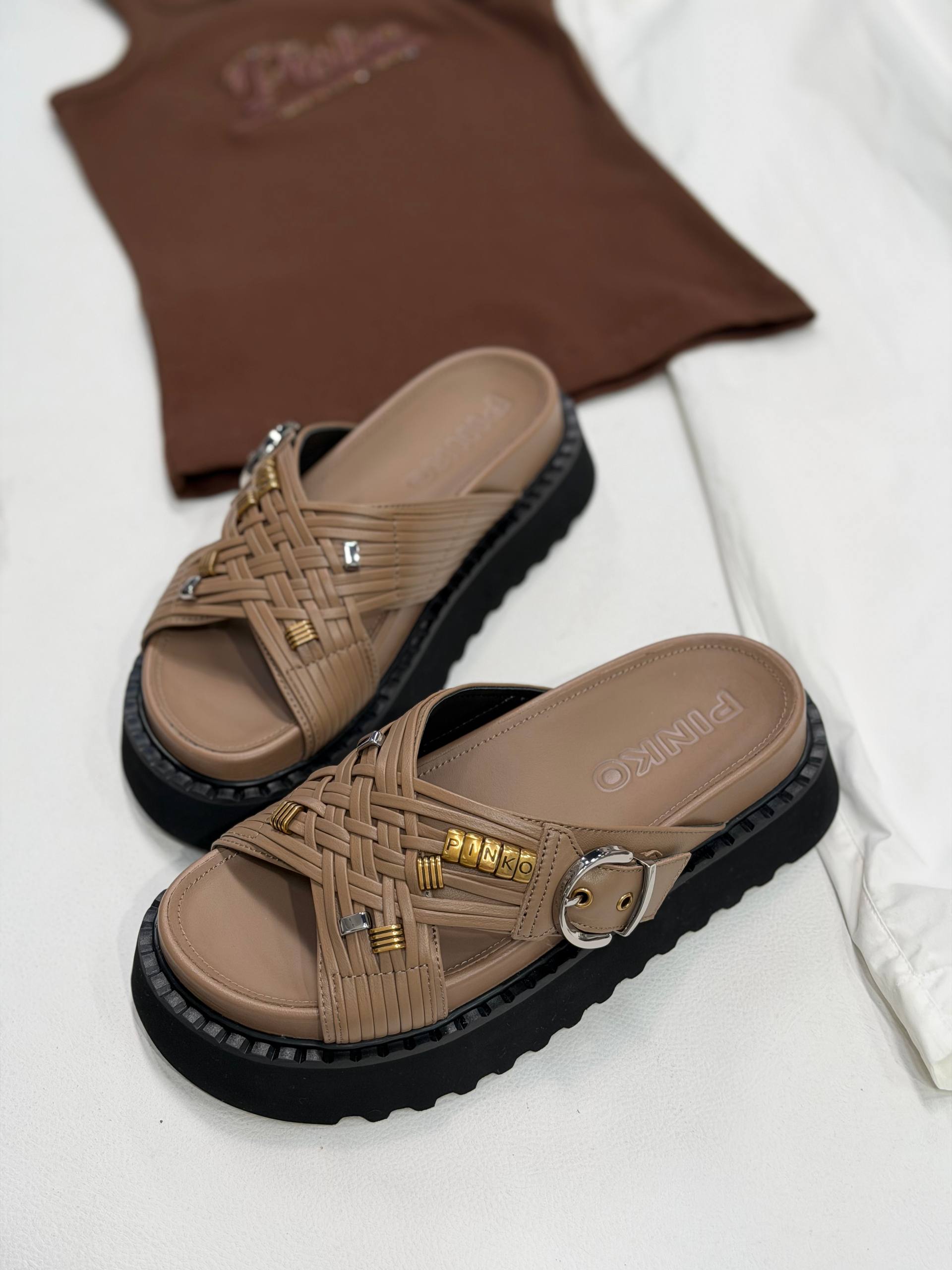 Фото Outlet