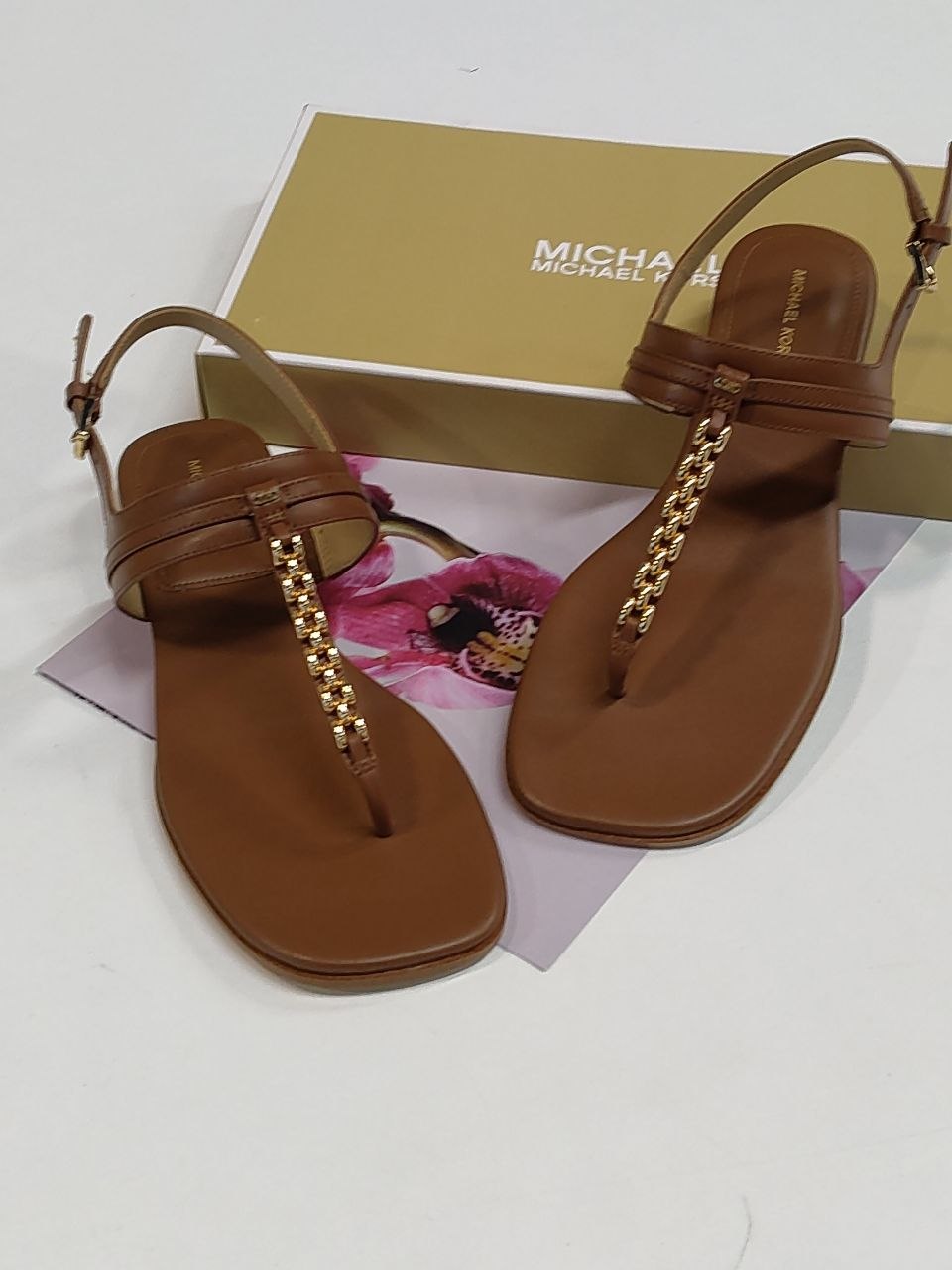 Фото Outlet