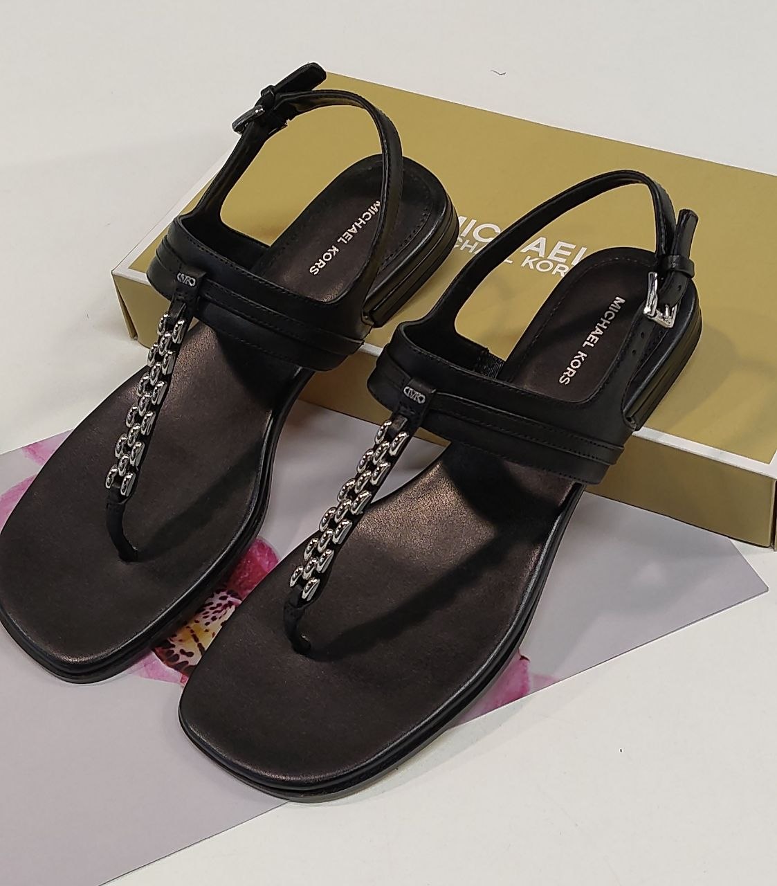 Фото Outlet