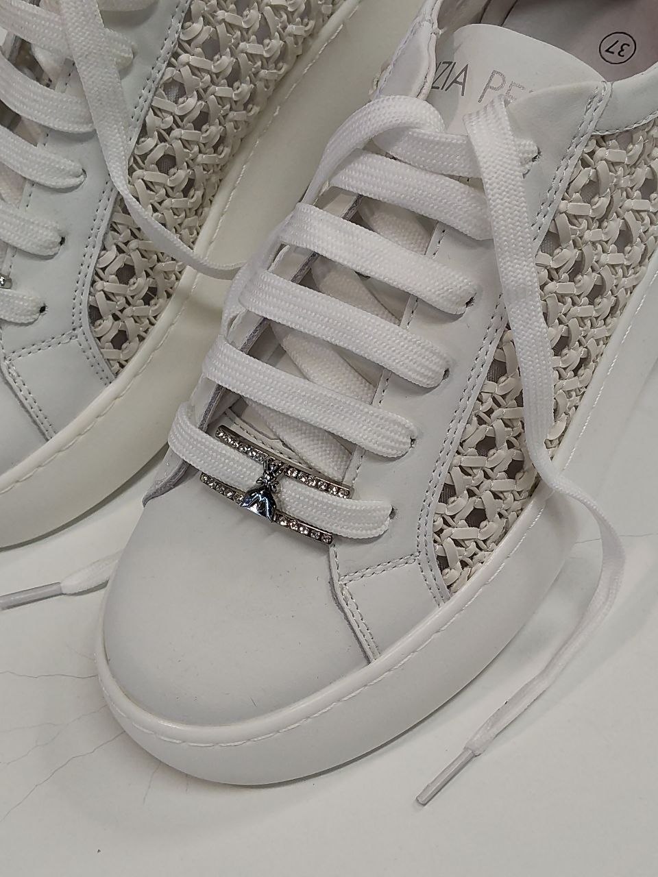 Фото Outlet