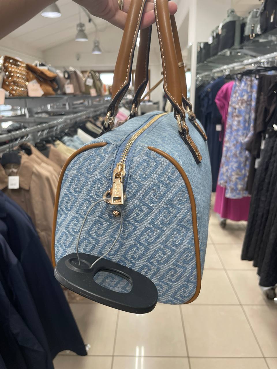 Итальянская одежда, бренд Outlet, арт. 74314580