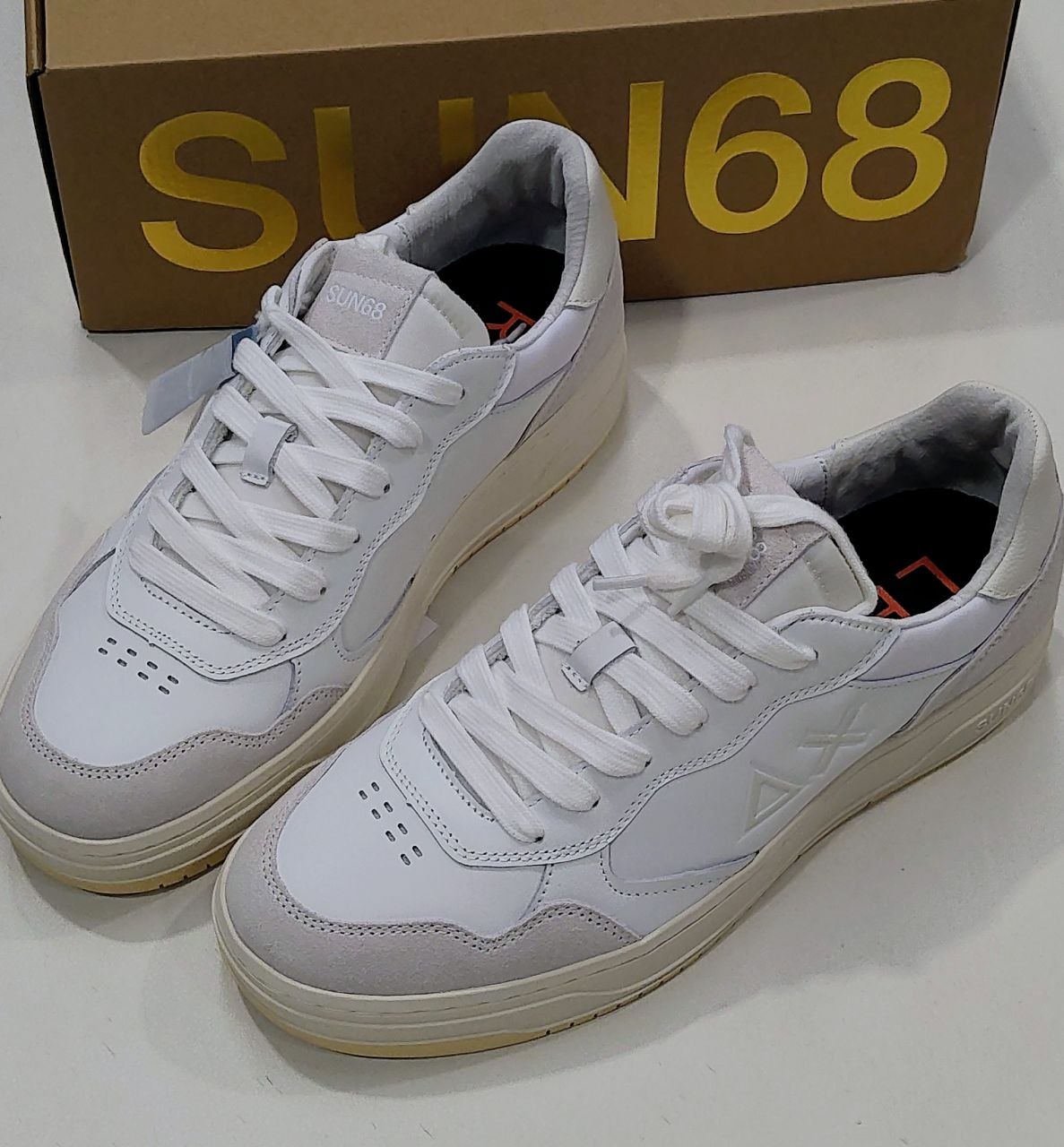 Итальянская одежда, бренд Outlet, арт. 74314159