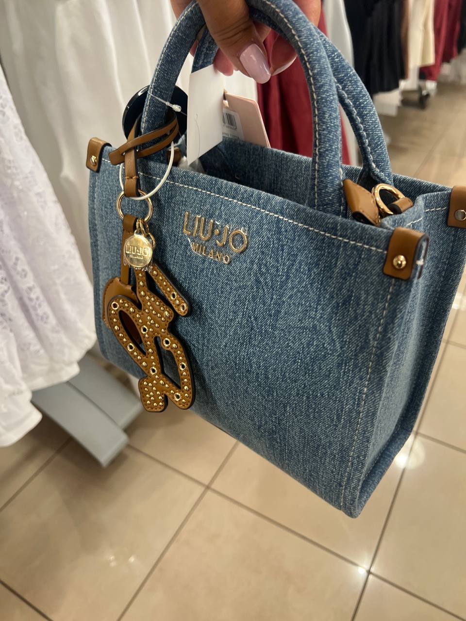Фото Outlet