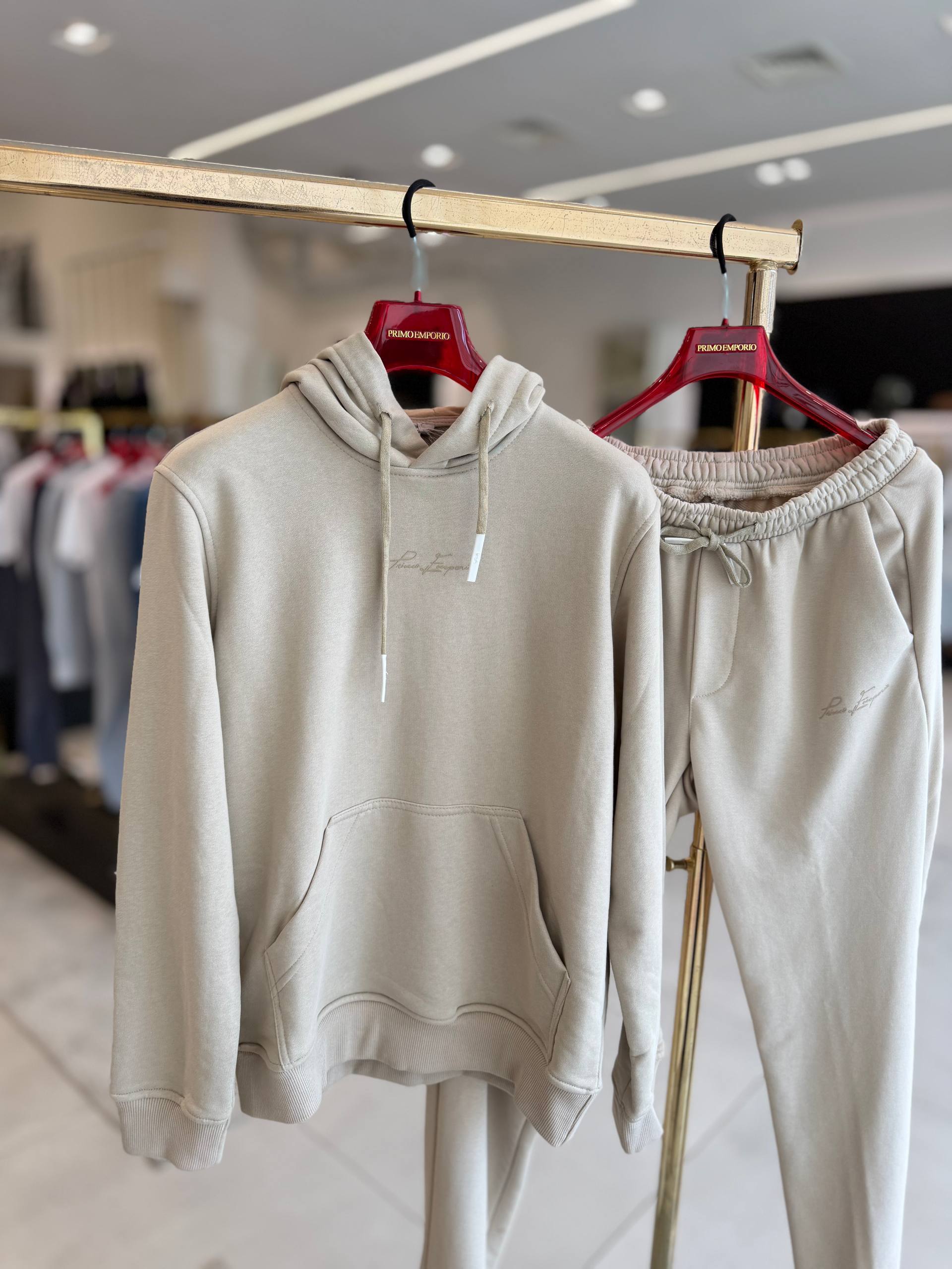Итальянская одежда, бренд Primo Emporio, арт. 74323611