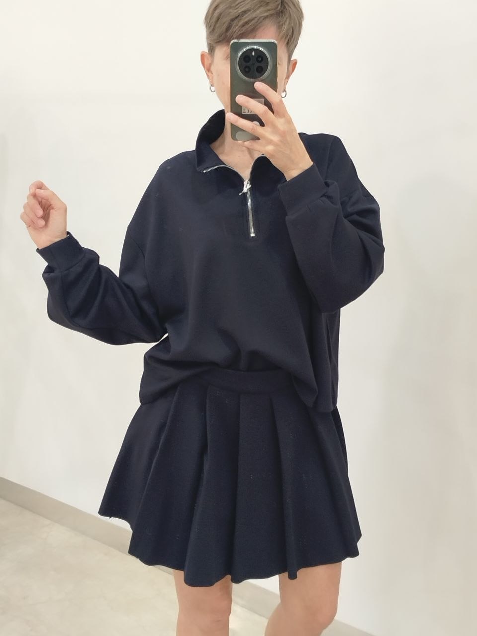 Фото New J