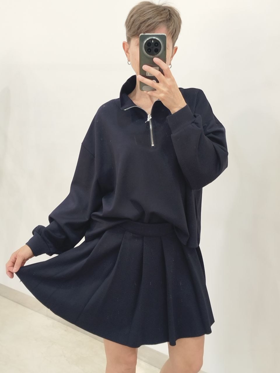 Фото New J