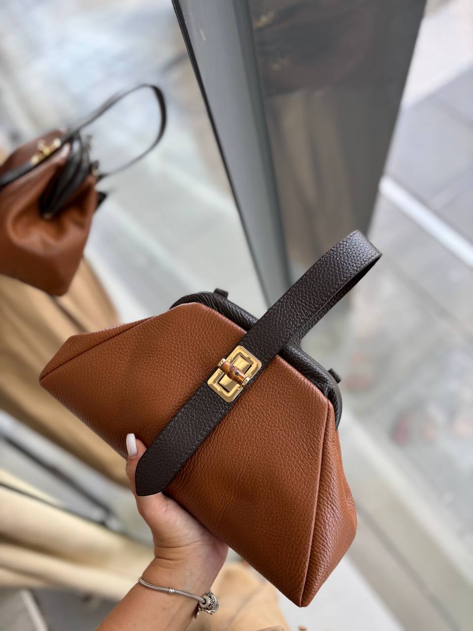 Фото Leather Country