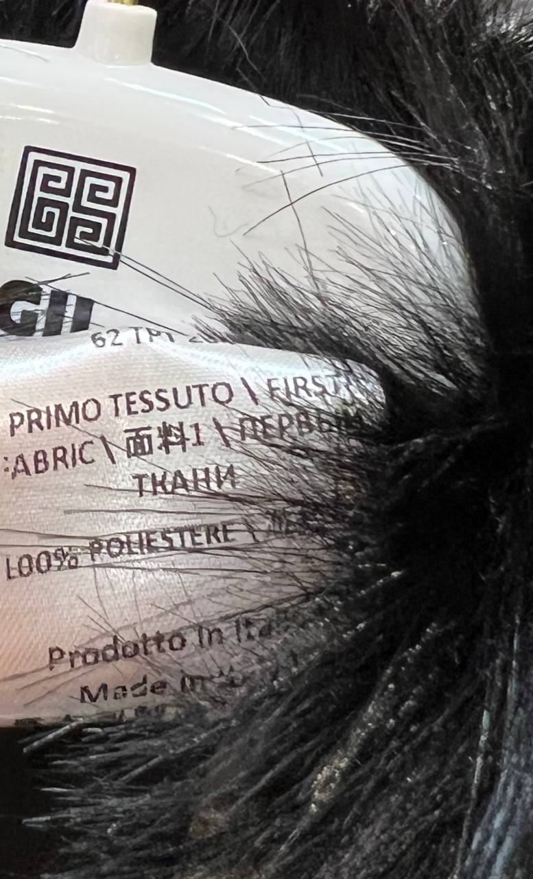 Фото Gil Santucci