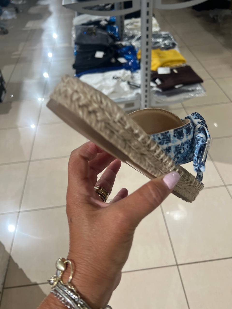 Фото Outlet