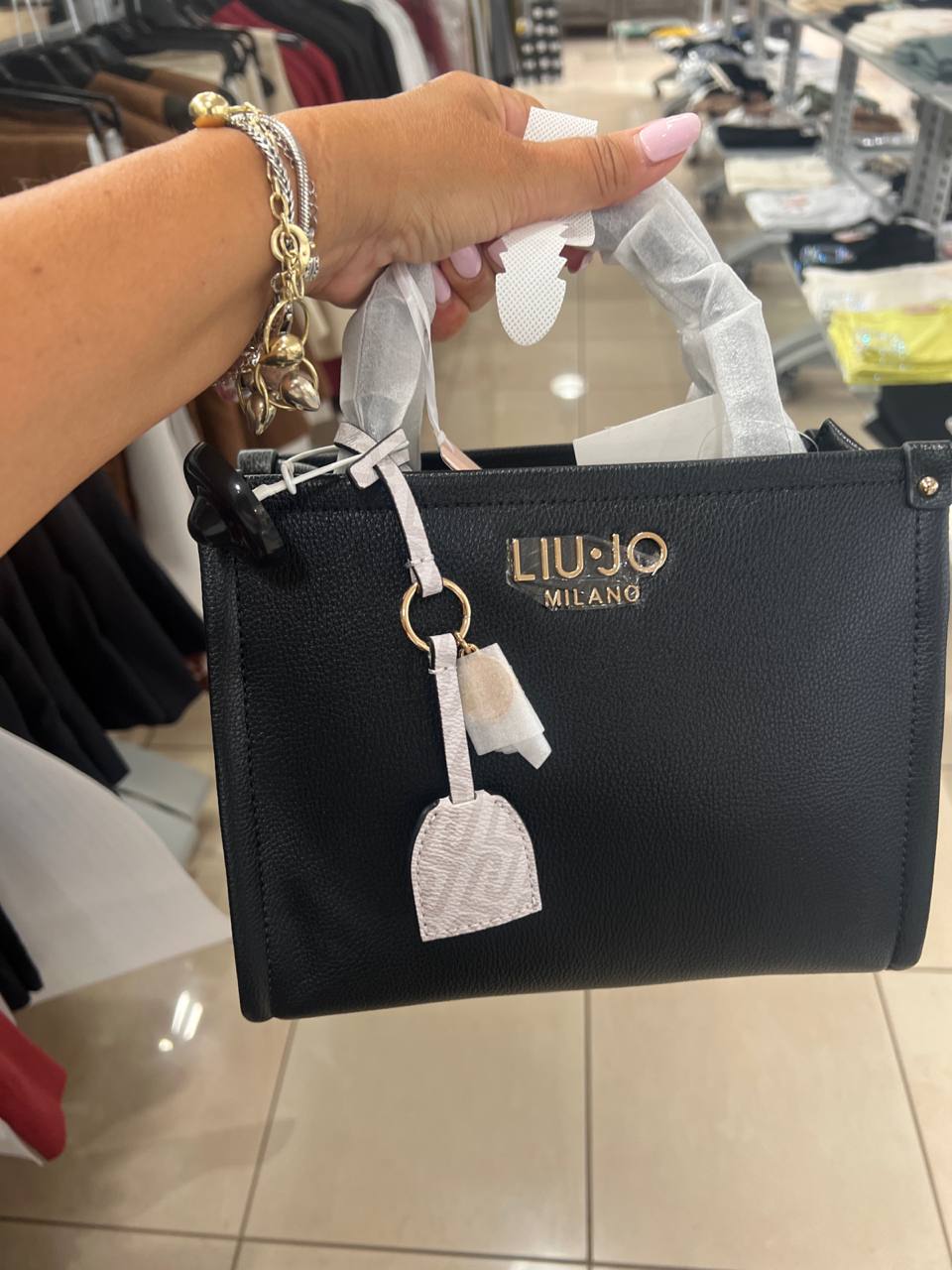 Фото Outlet
