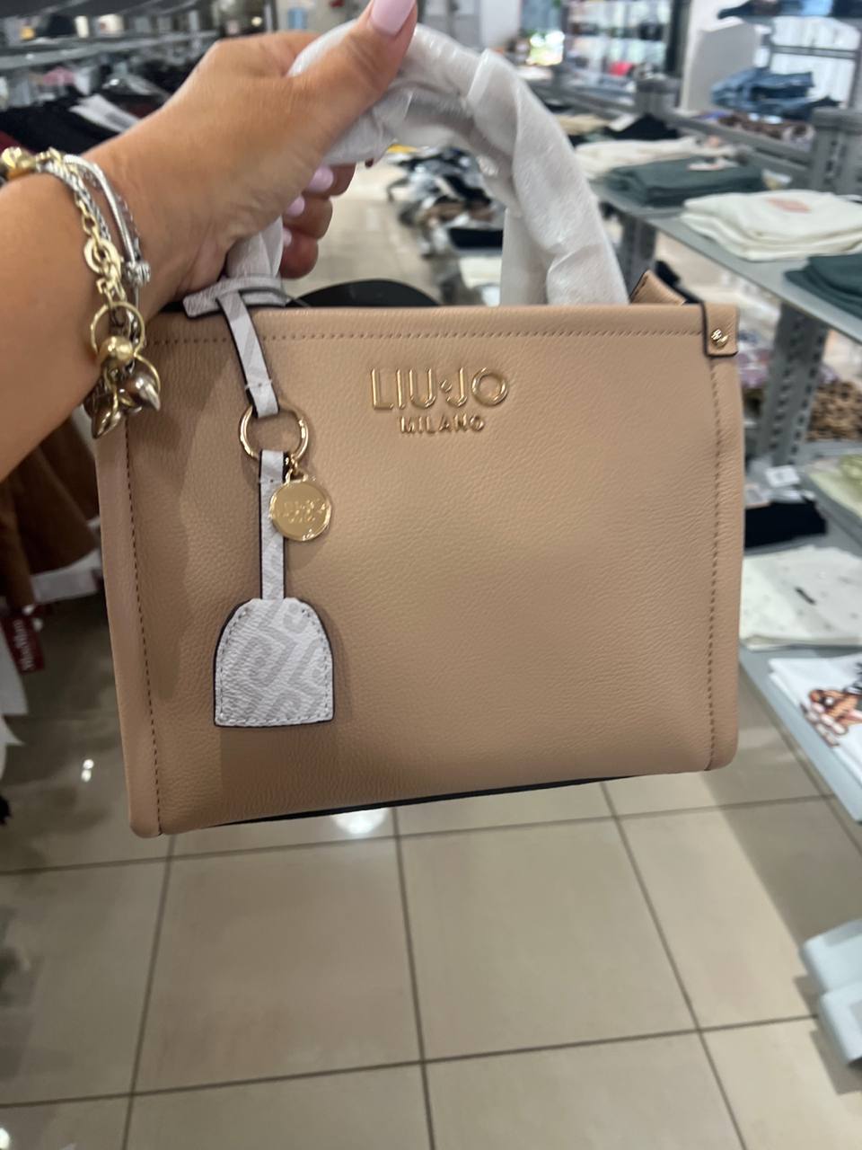 Итальянская одежда, бренд Outlet, арт. 74331257