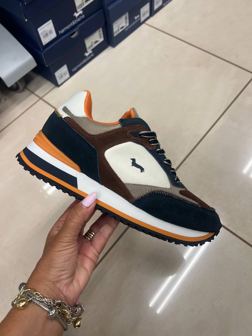 Фото Outlet