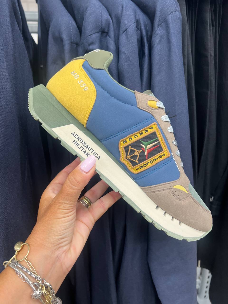 Итальянская одежда, бренд Outlet, арт. 74331389