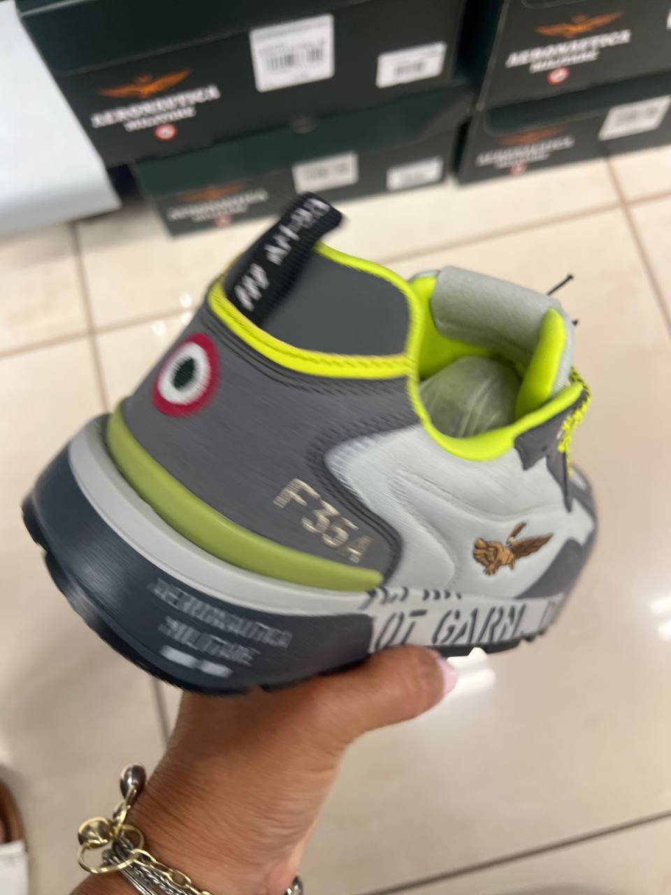 Фото Outlet