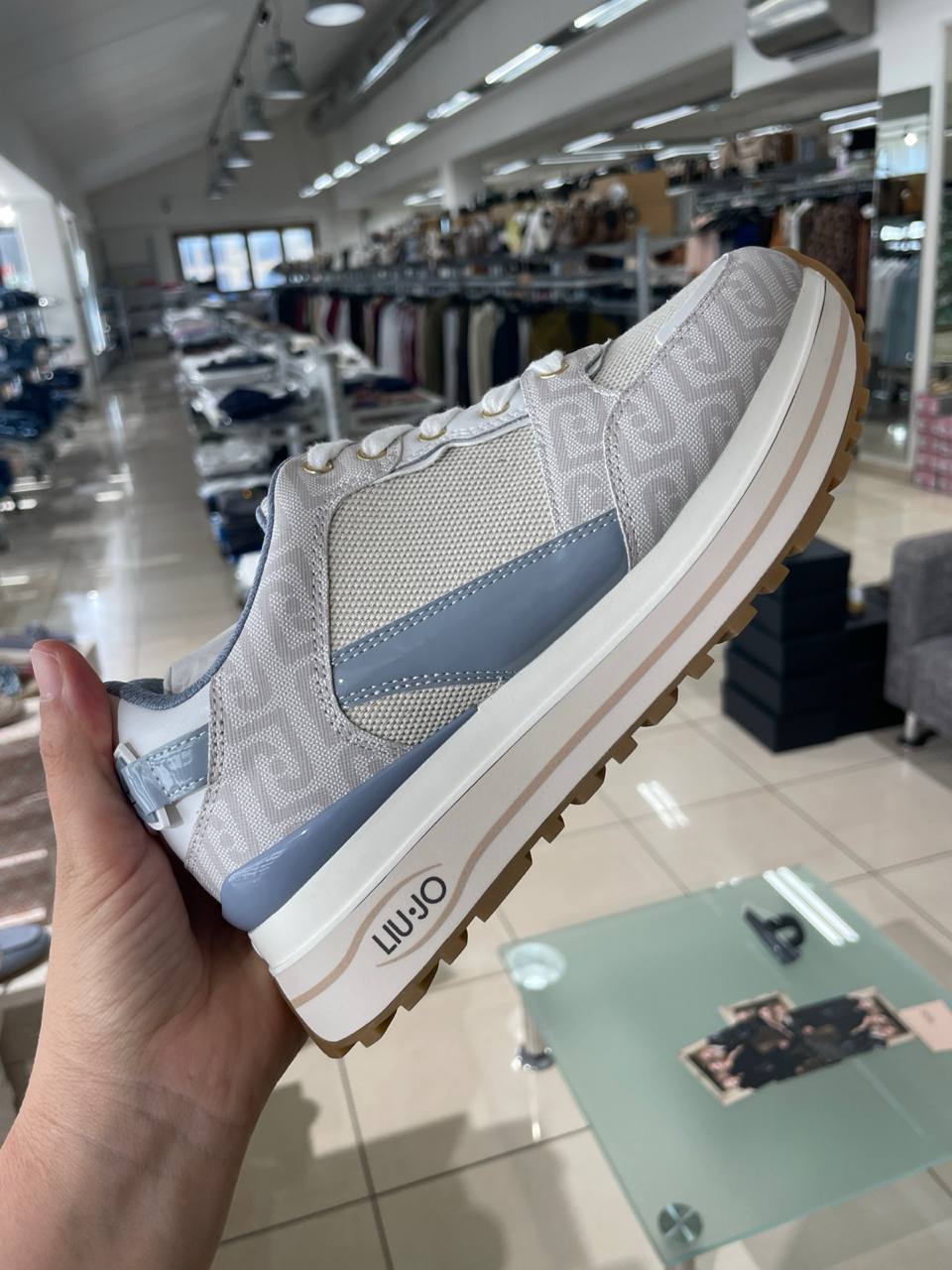 Итальянская одежда, бренд Outlet, арт. 74335693