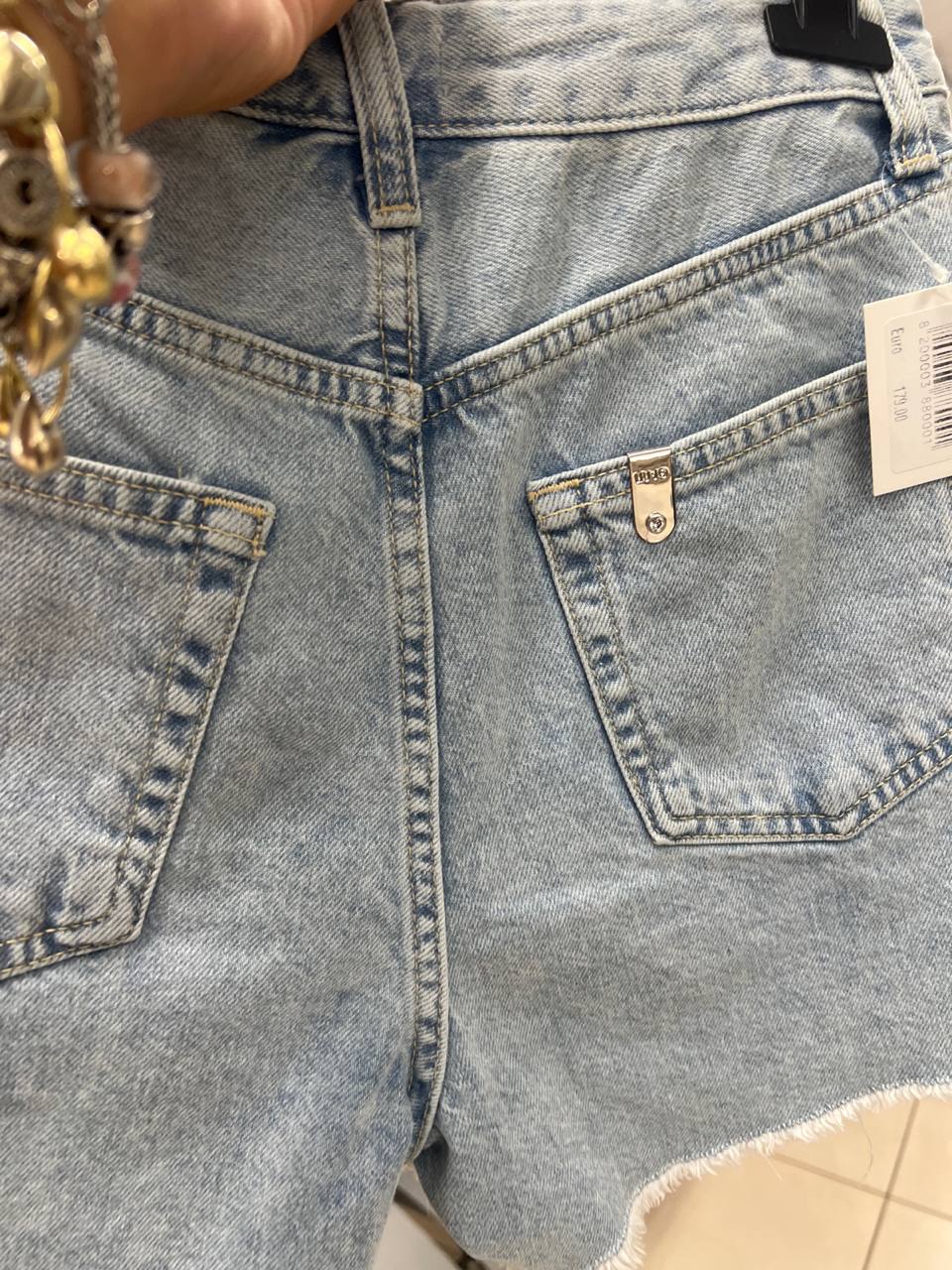 Фото Outlet