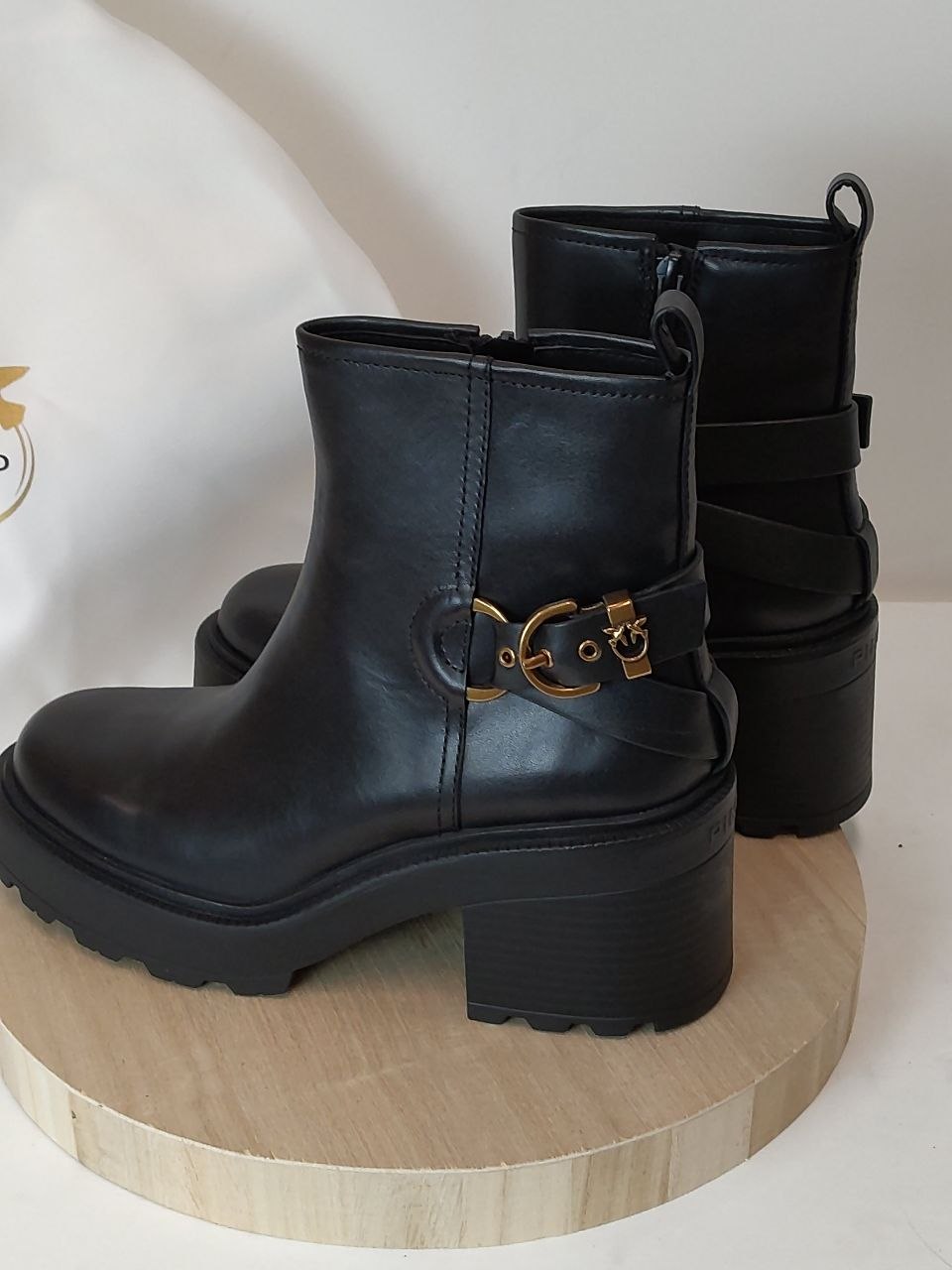 Итальянская одежда, бренд Outlet, арт. 74338191
