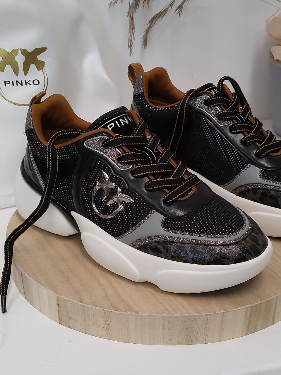 Фото Outlet