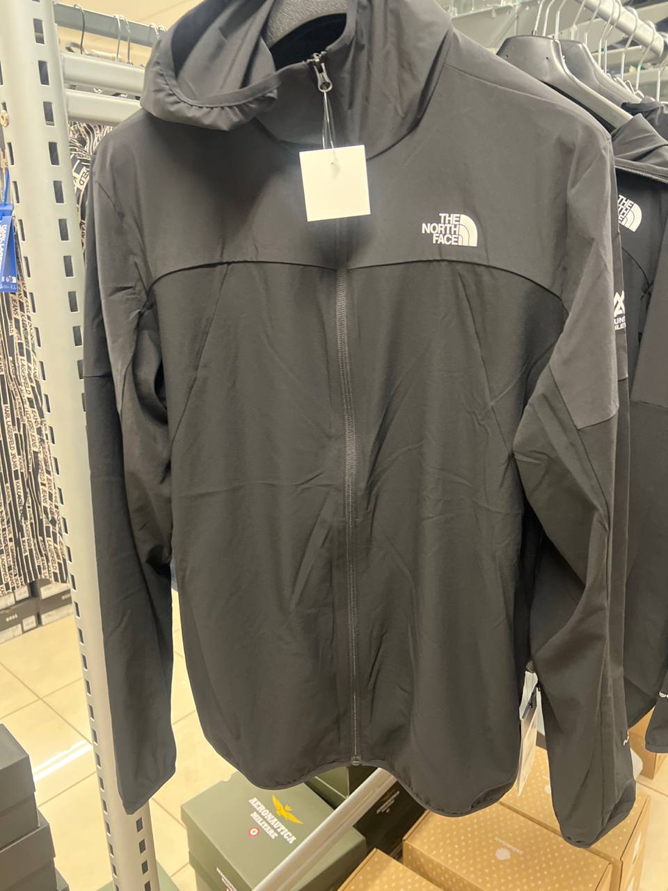Итальянская одежда, бренд Outlet, арт. 74349281