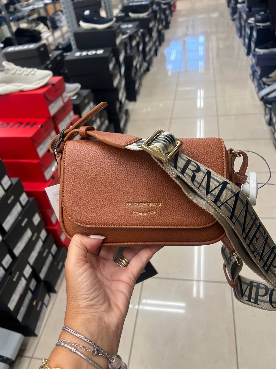 Итальянская одежда, бренд Outlet, арт. 74349508