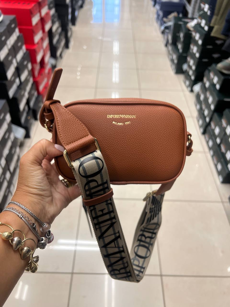 Итальянская одежда, бренд Outlet, арт. 74349510