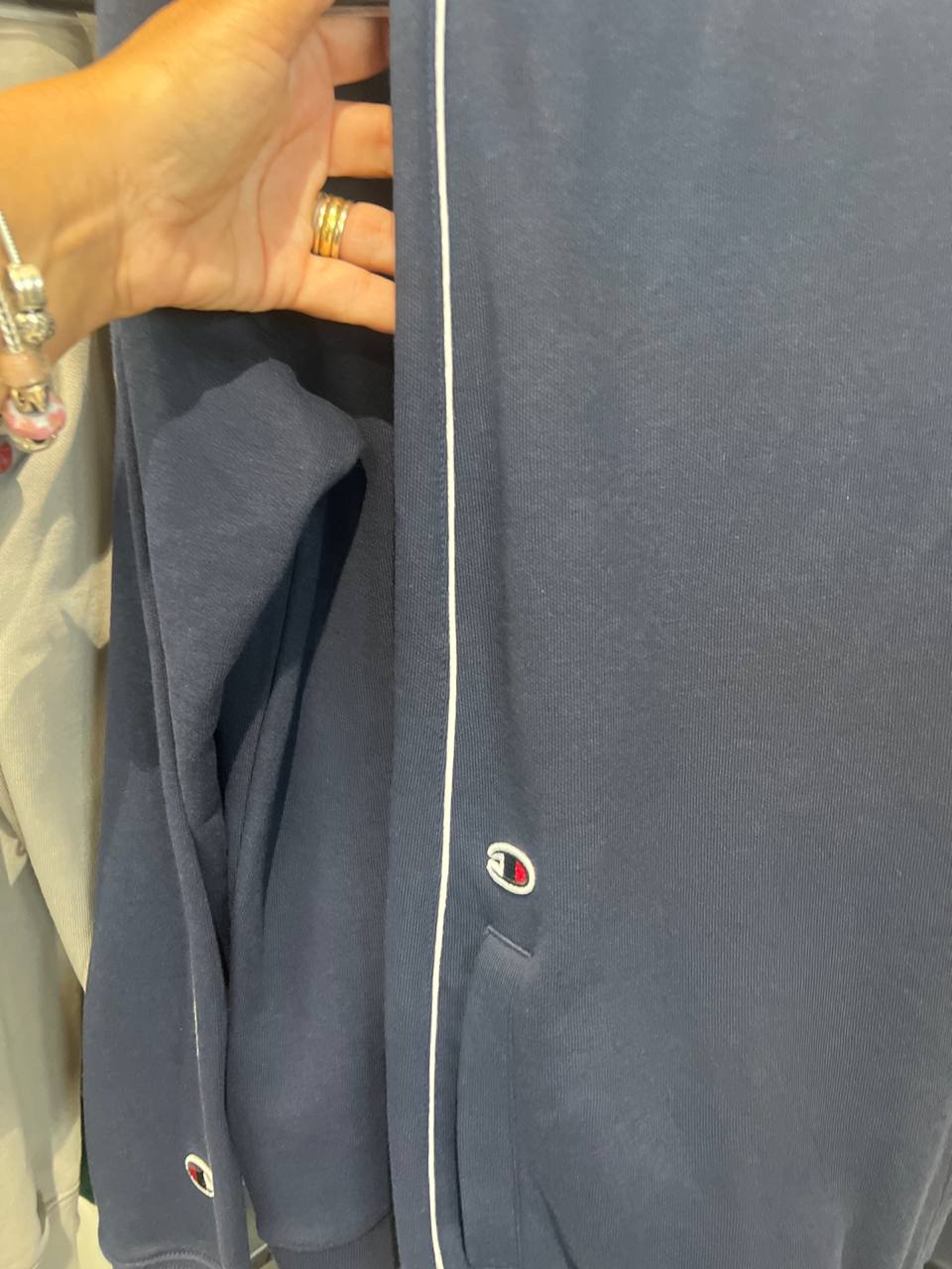 Итальянская одежда, бренд Outlet, арт. 74350274