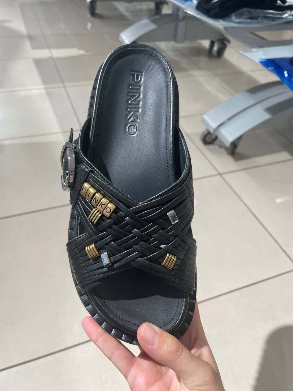 Фото Outlet