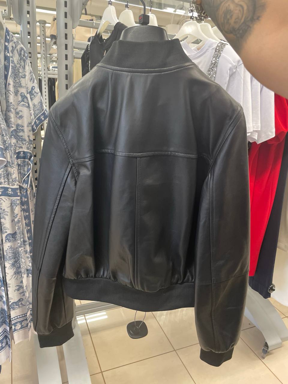 Итальянская одежда, бренд Outlet, арт. 74351238