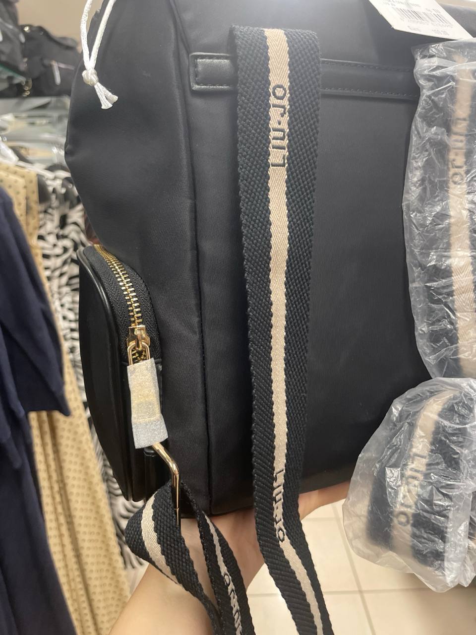 Фото Outlet