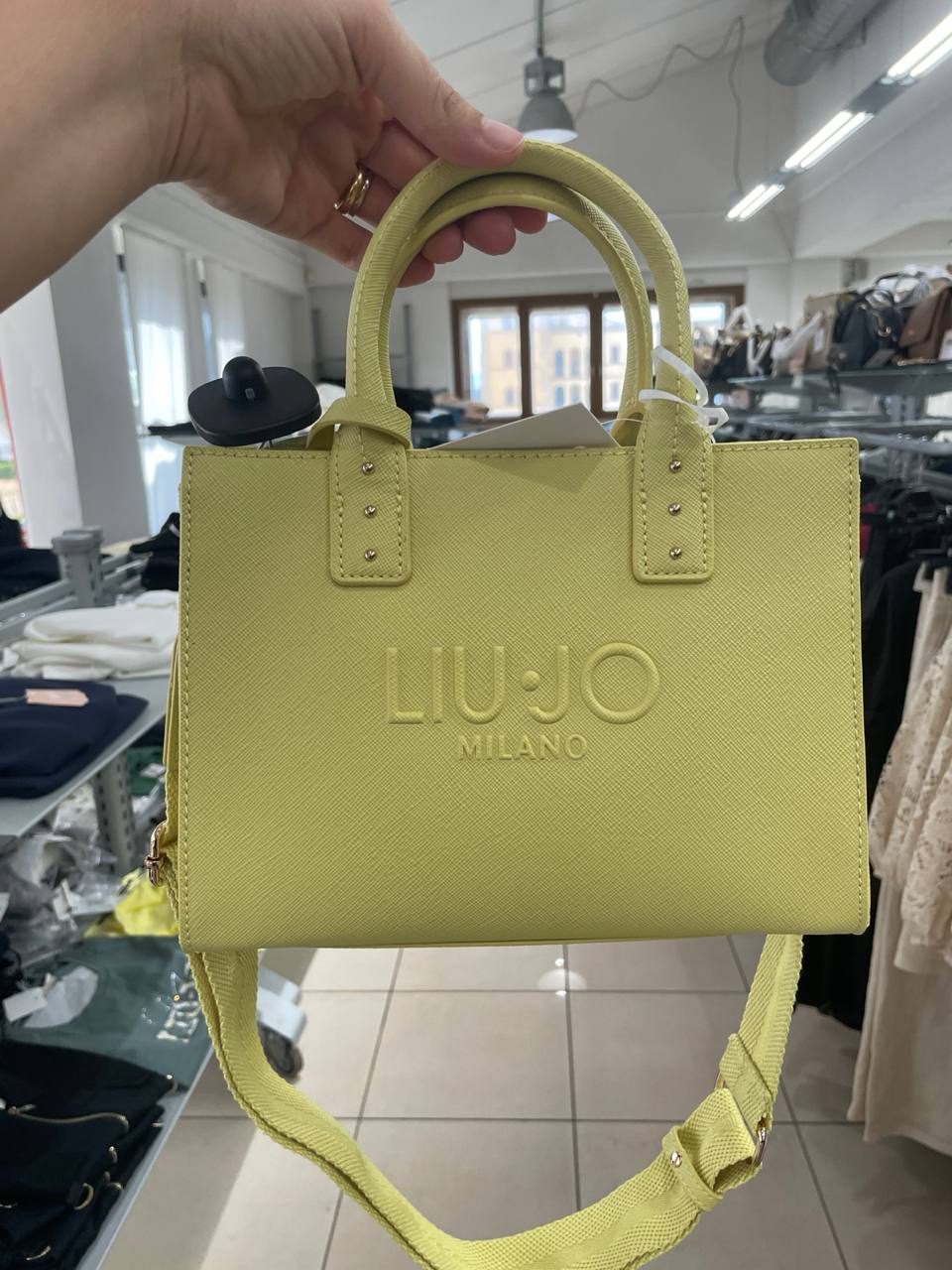 Итальянская одежда, бренд Outlet, арт. 74354306