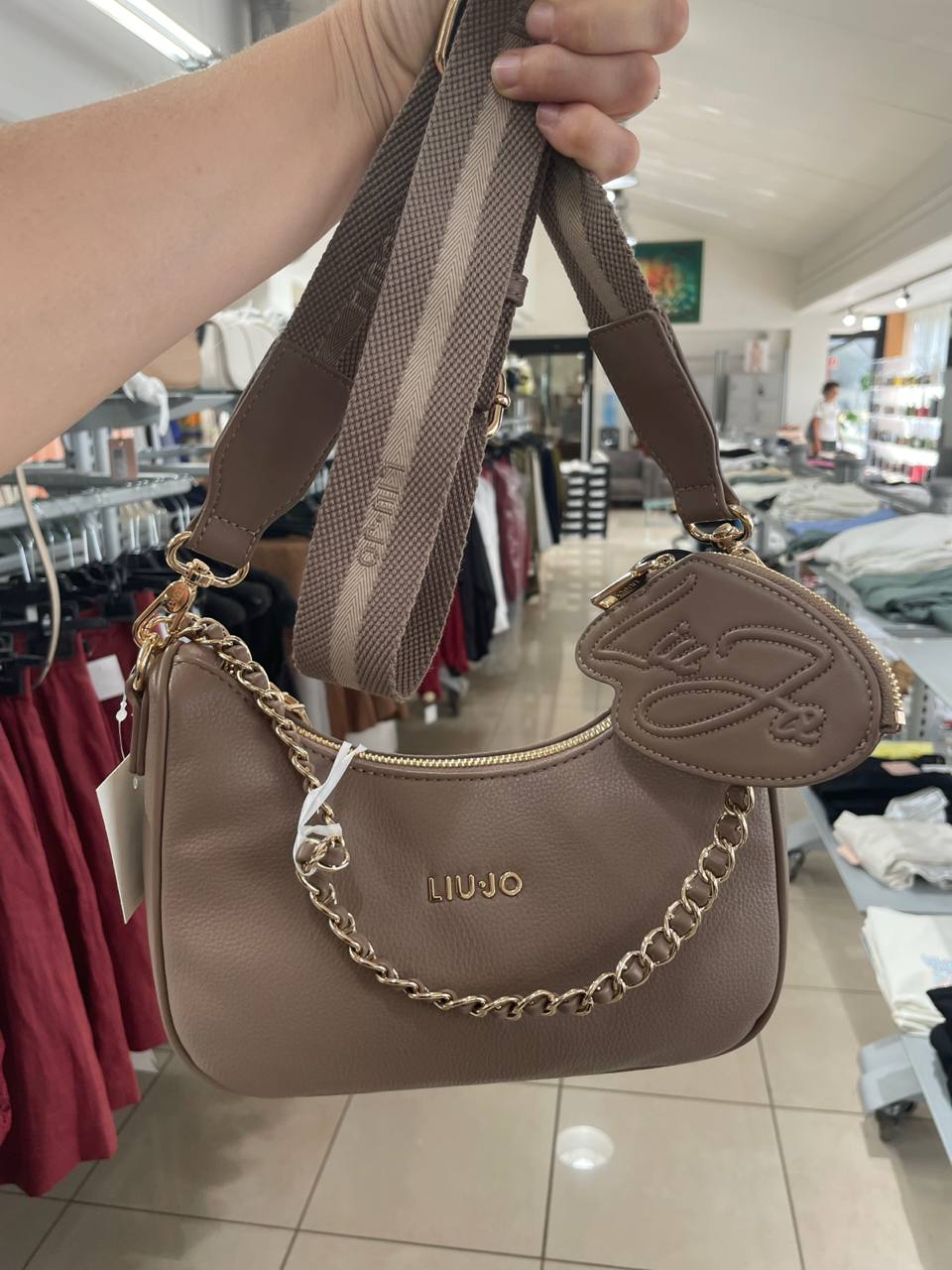 Итальянская одежда, бренд Outlet, арт. 74354322
