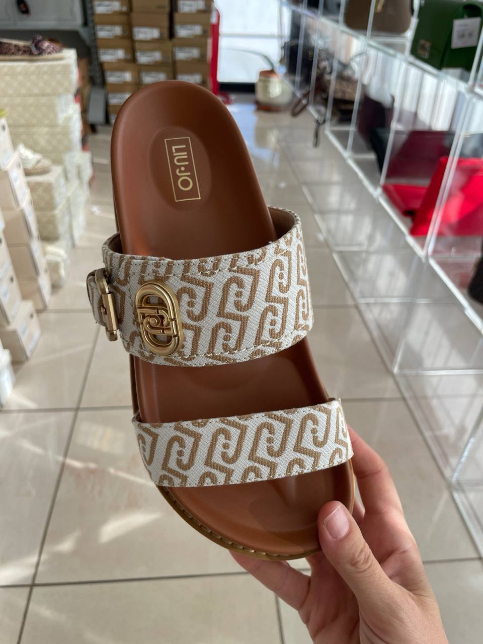 Итальянская одежда, бренд Outlet, арт. 74354438
