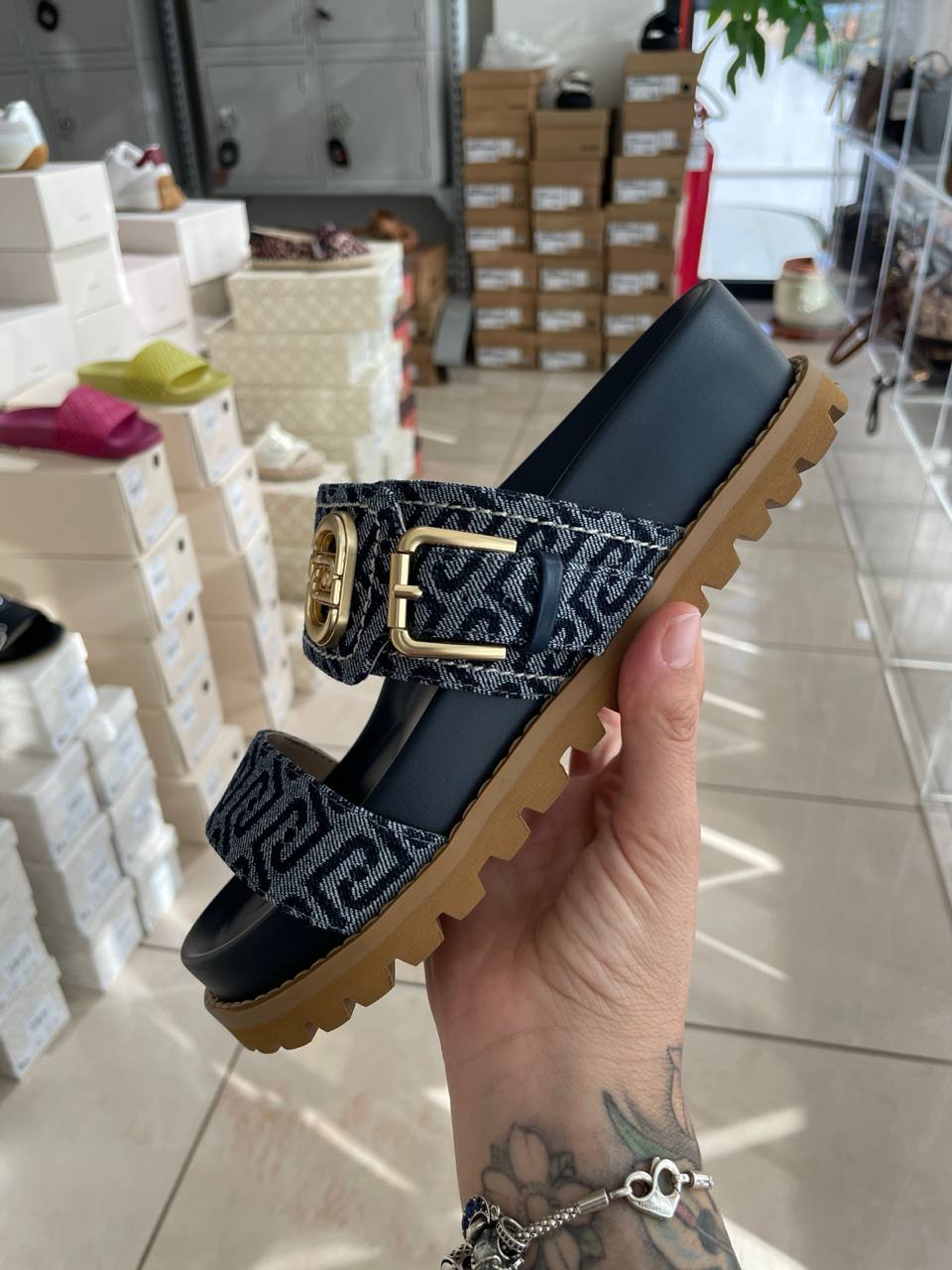 Итальянская одежда, бренд Outlet, арт. 74354440