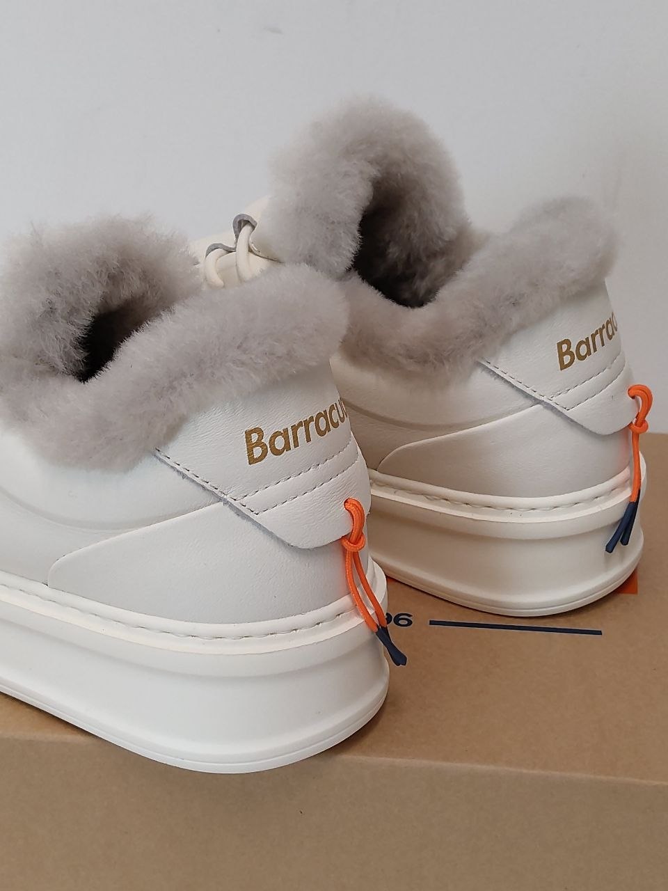 Итальянская одежда, бренд Outlet, арт. 74358100