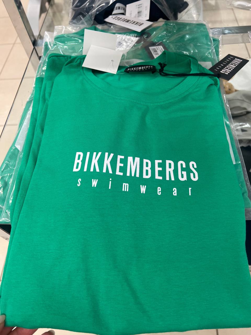 Итальянская одежда, бренд Outlet, арт. 74360442