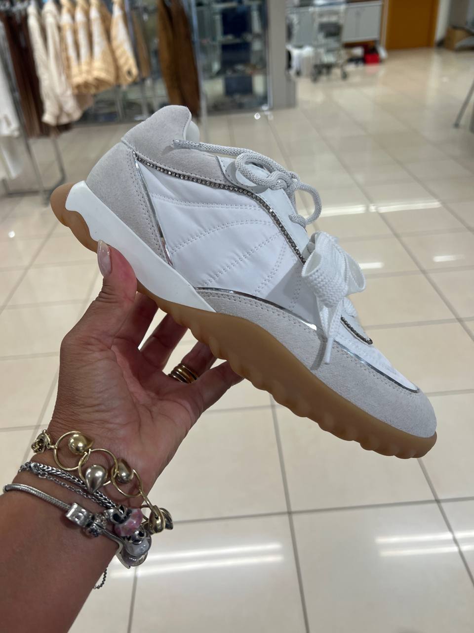 Фото Outlet