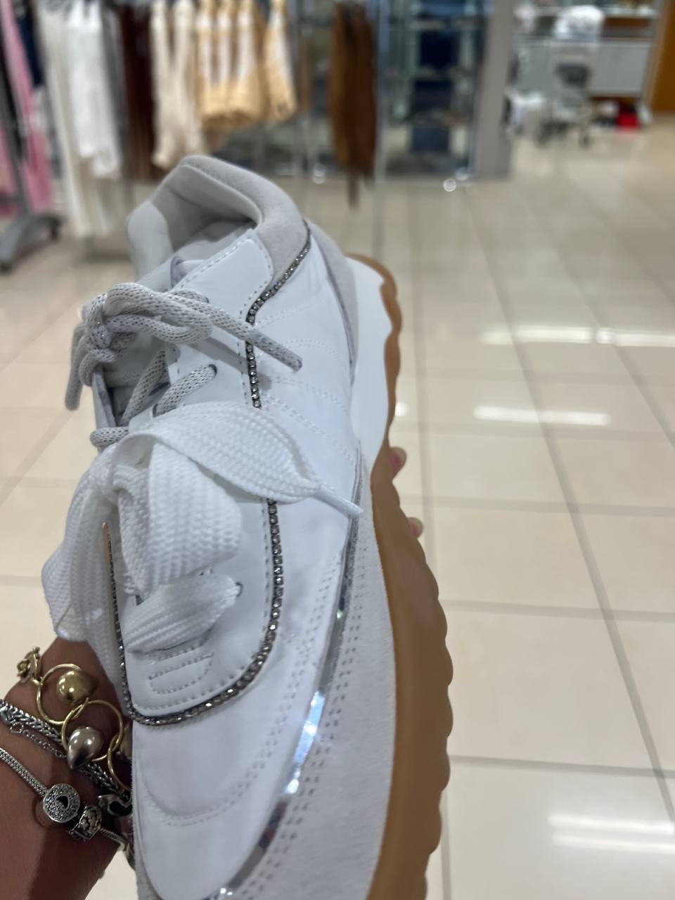 Фото Outlet