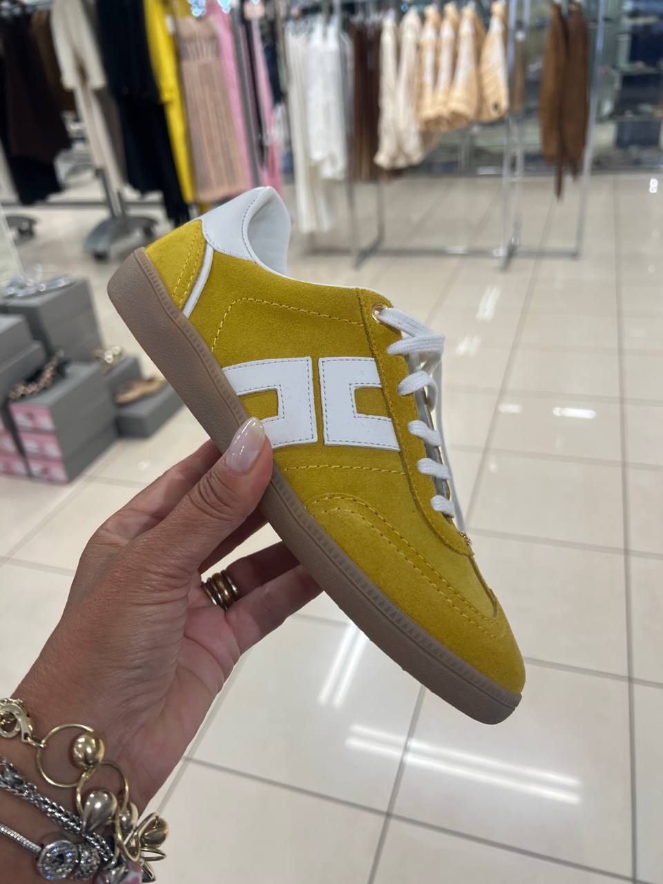 Фото Outlet