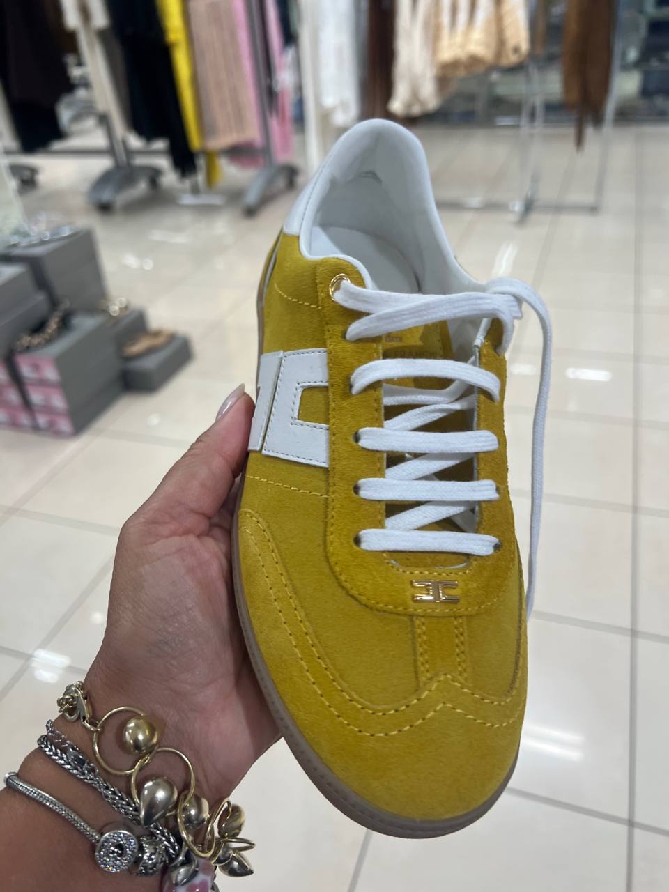 Фото Outlet