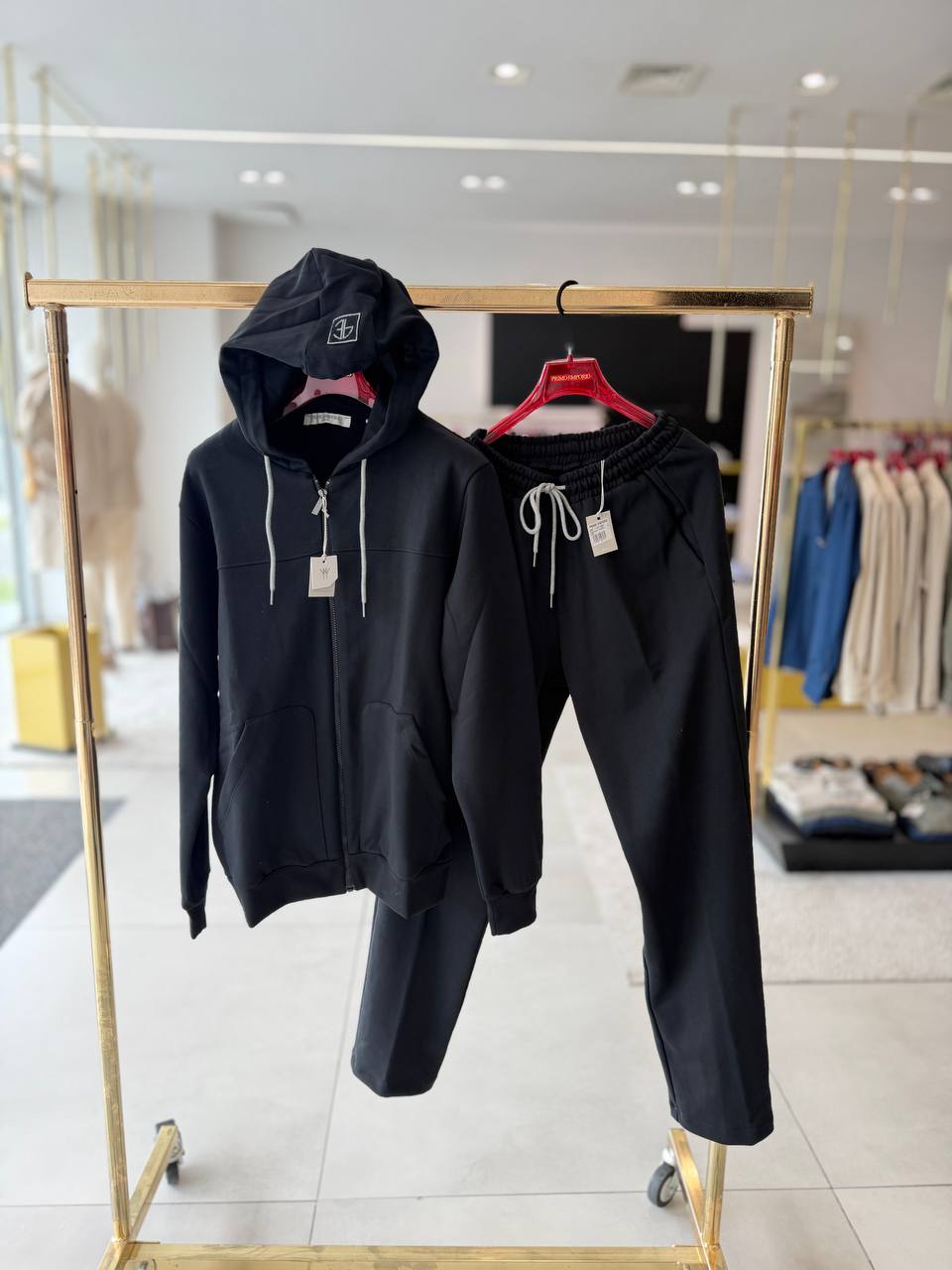 Итальянская одежда, бренд Primo Emporio, арт. 74353461