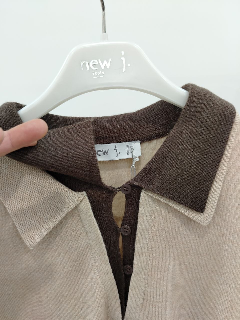 Фото New J