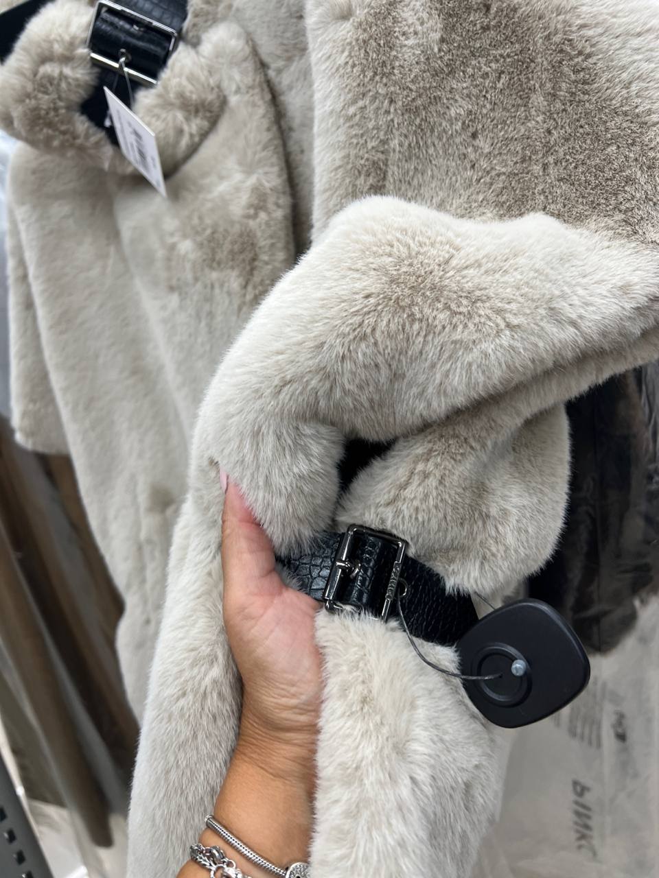 Итальянская одежда, бренд Outlet, арт. 74374154