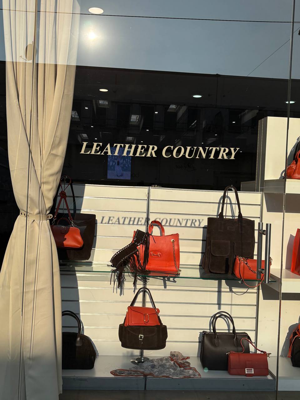 Фото Leather Country