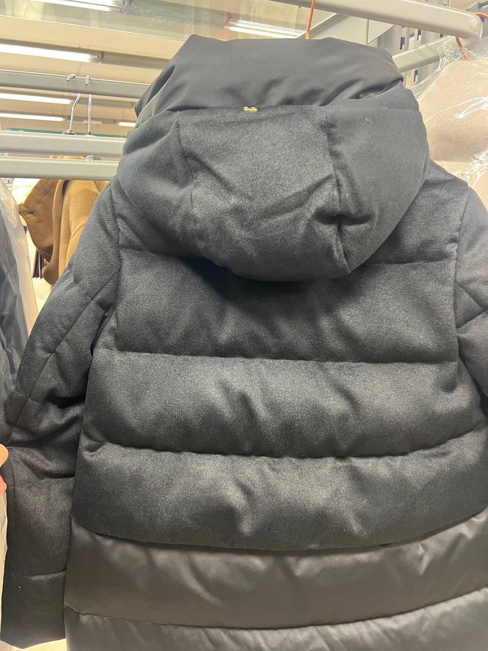 Итальянская одежда, бренд Outlet, арт. 74381111