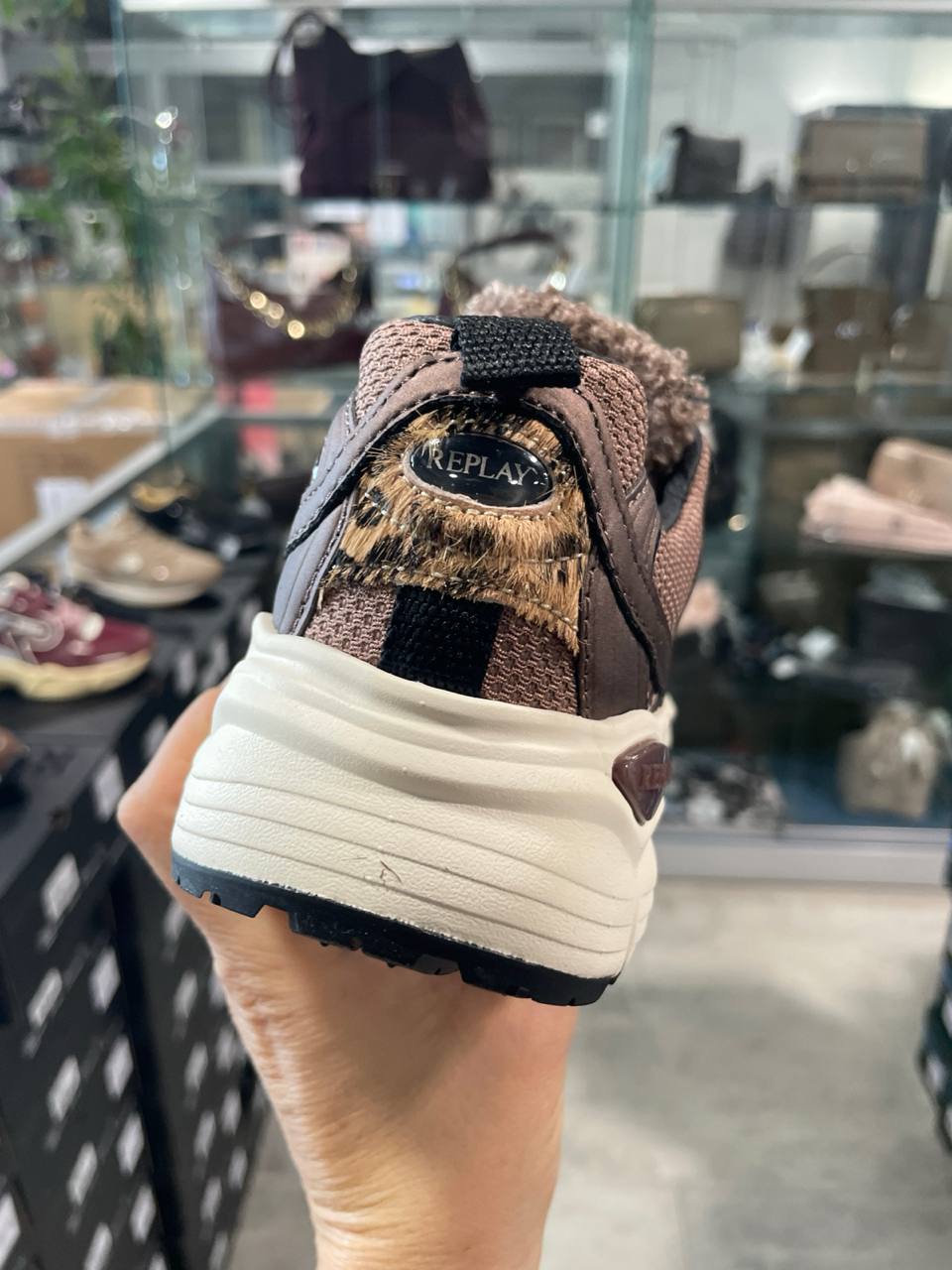 Фото Outlet